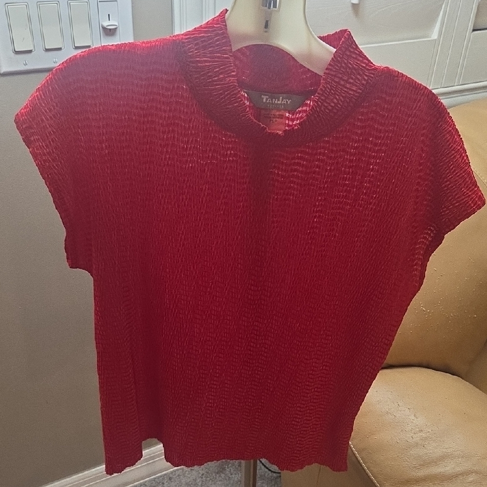 TanJay Vibrant Red Textured Top